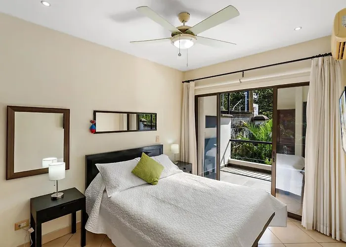 Сasa de vacaciones Fabulous 2-story With Big Pool - Short Drive To Beaches Garita