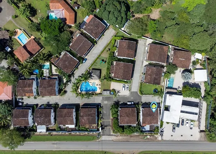 Сasa de vacaciones Fabulous 2-story With Big Pool - Short Drive To Beaches Garita